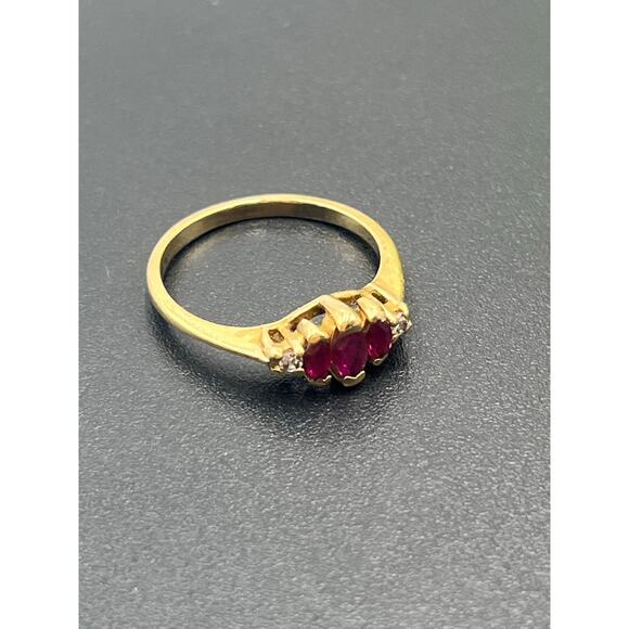 Tru Glo Vintage 14K Gold 3-Stone Ruby Diamond Accents Trilogy Ring Size 7 - Picture 14 of 14